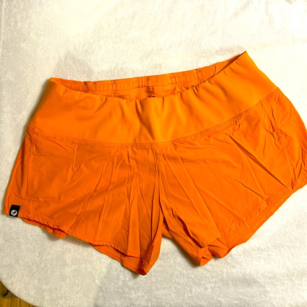 Oiselle Featherweight Roga Shorts
